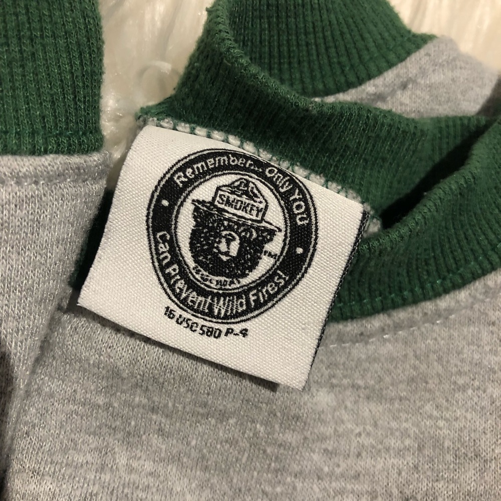 Official Smokey the bear cropped heather green grey gray sweatshirt long sleeve